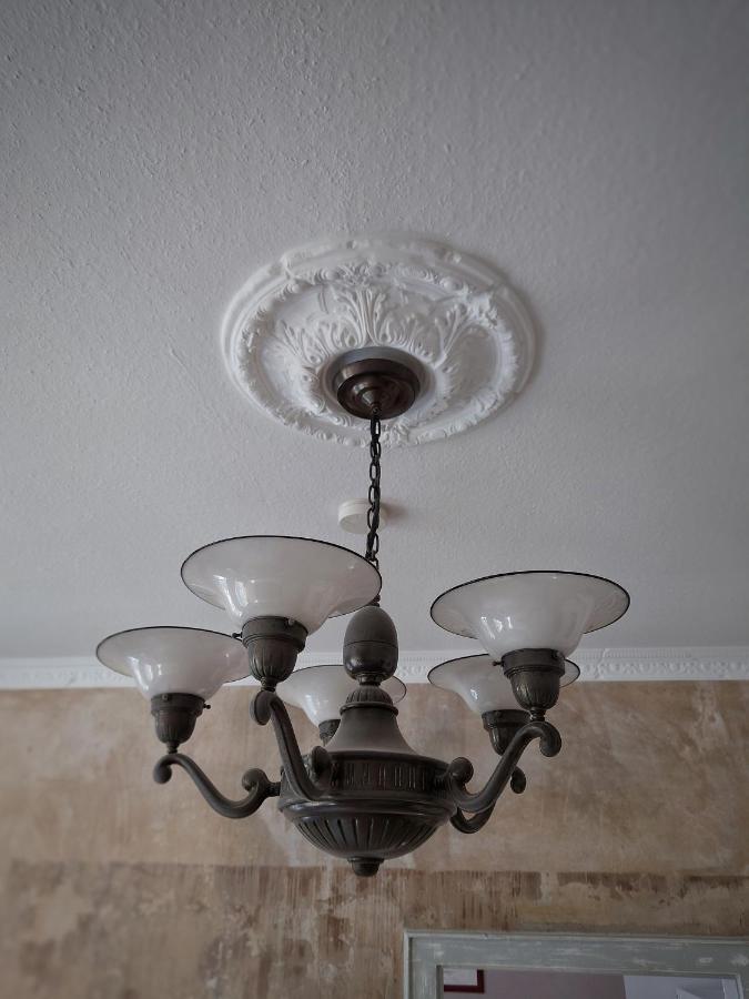 Flat In Neo Country Style Aus Gruenderzeit Bis 6 Person Apartment Leipzig Luaran gambar
