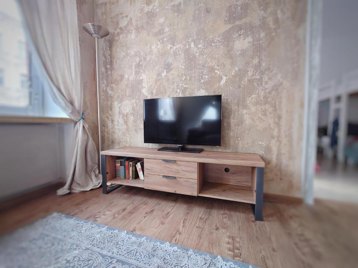 Flat In Neo Country Style Aus Gruenderzeit Bis 6 Person Apartment Leipzig Luaran gambar