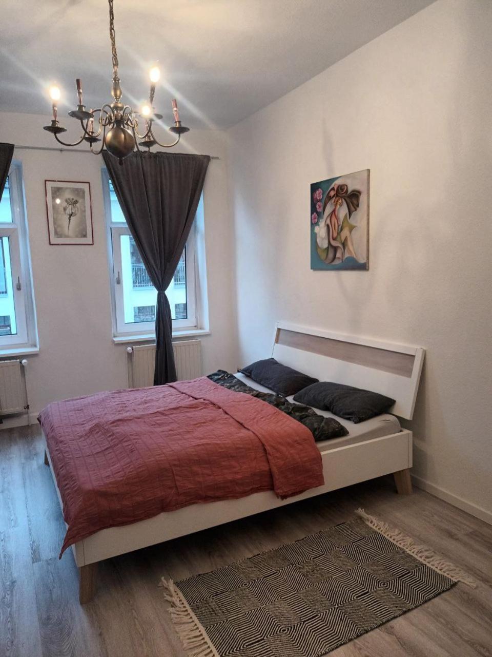 Flat In Neo Country Style Aus Gruenderzeit Bis 6 Person Apartment Leipzig Luaran gambar