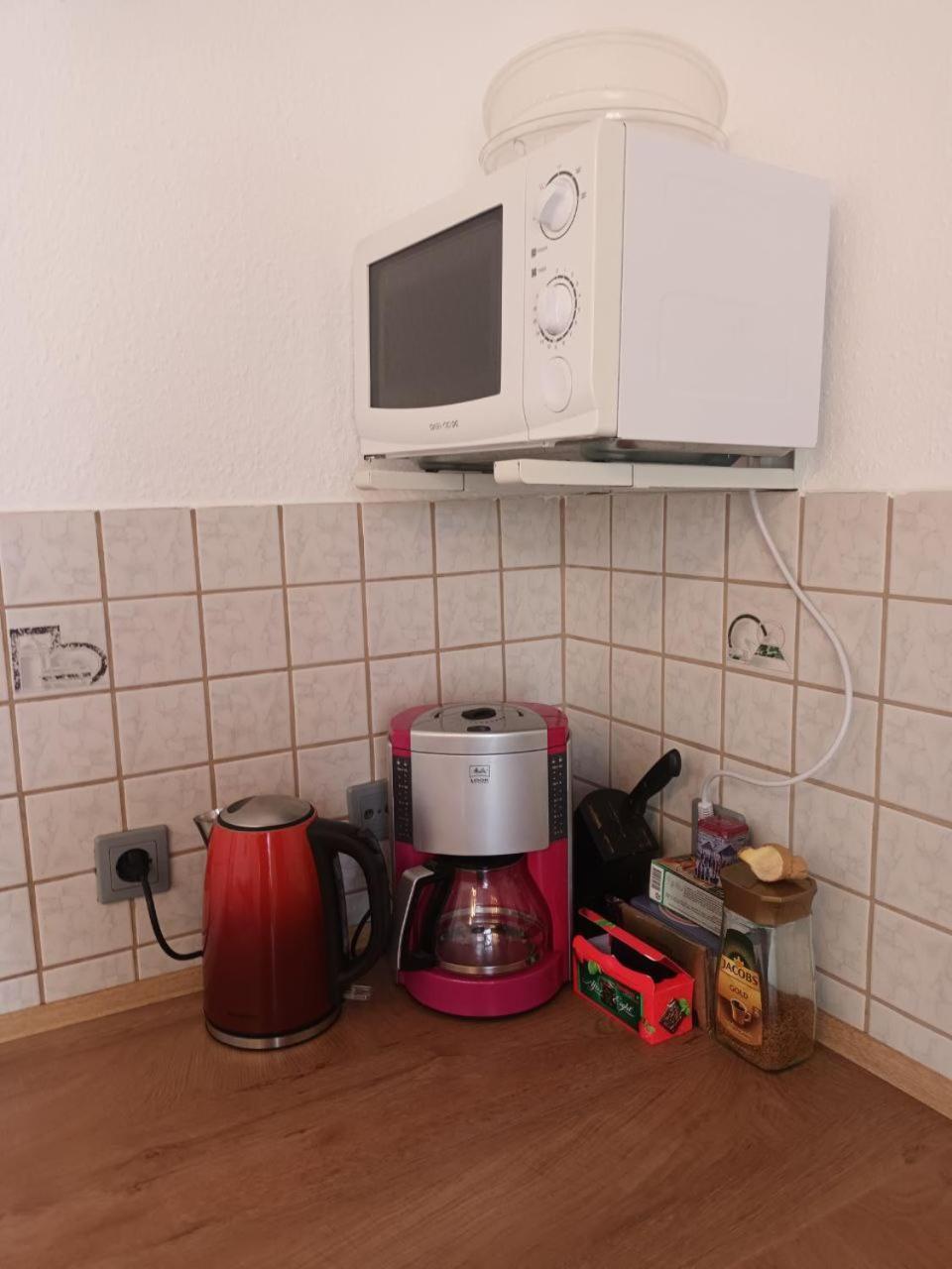 Flat In Neo Country Style Aus Gruenderzeit Bis 6 Person Apartment Leipzig Luaran gambar