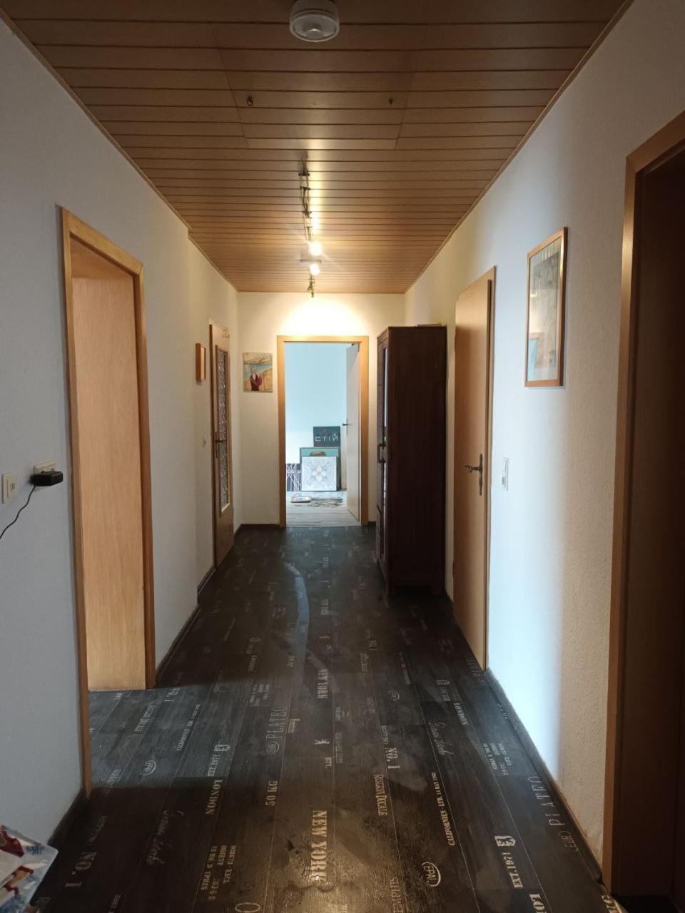 Flat In Neo Country Style Aus Gruenderzeit Bis 6 Person Apartment Leipzig Luaran gambar